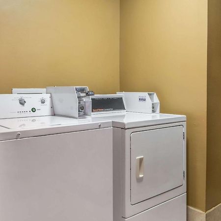 Quality Inn I-74 Batesville Bagian luar foto