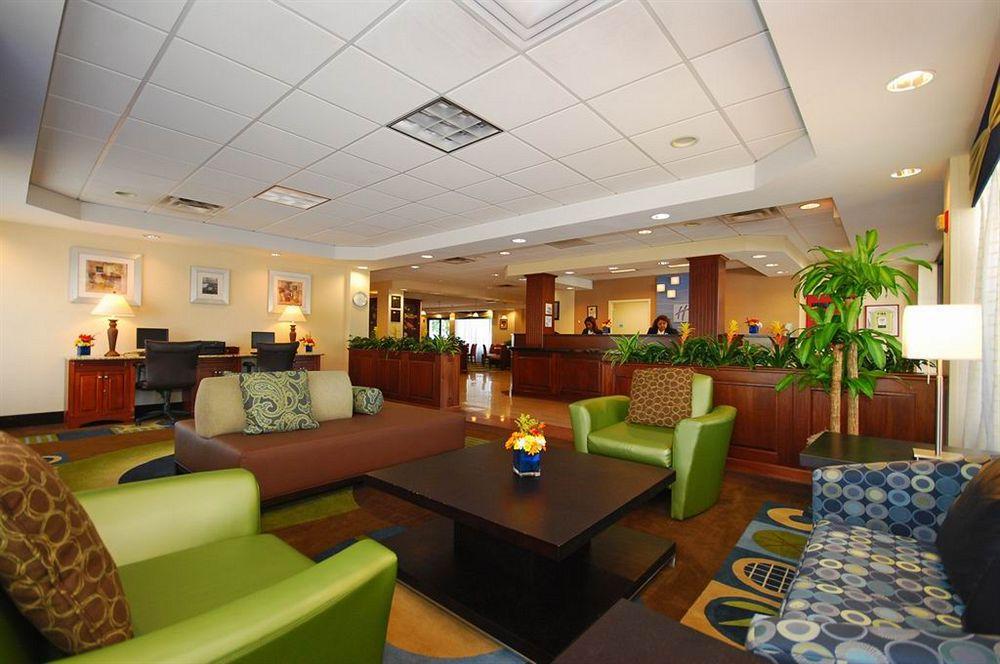 Quality Inn I-74 Batesville Bagian luar foto