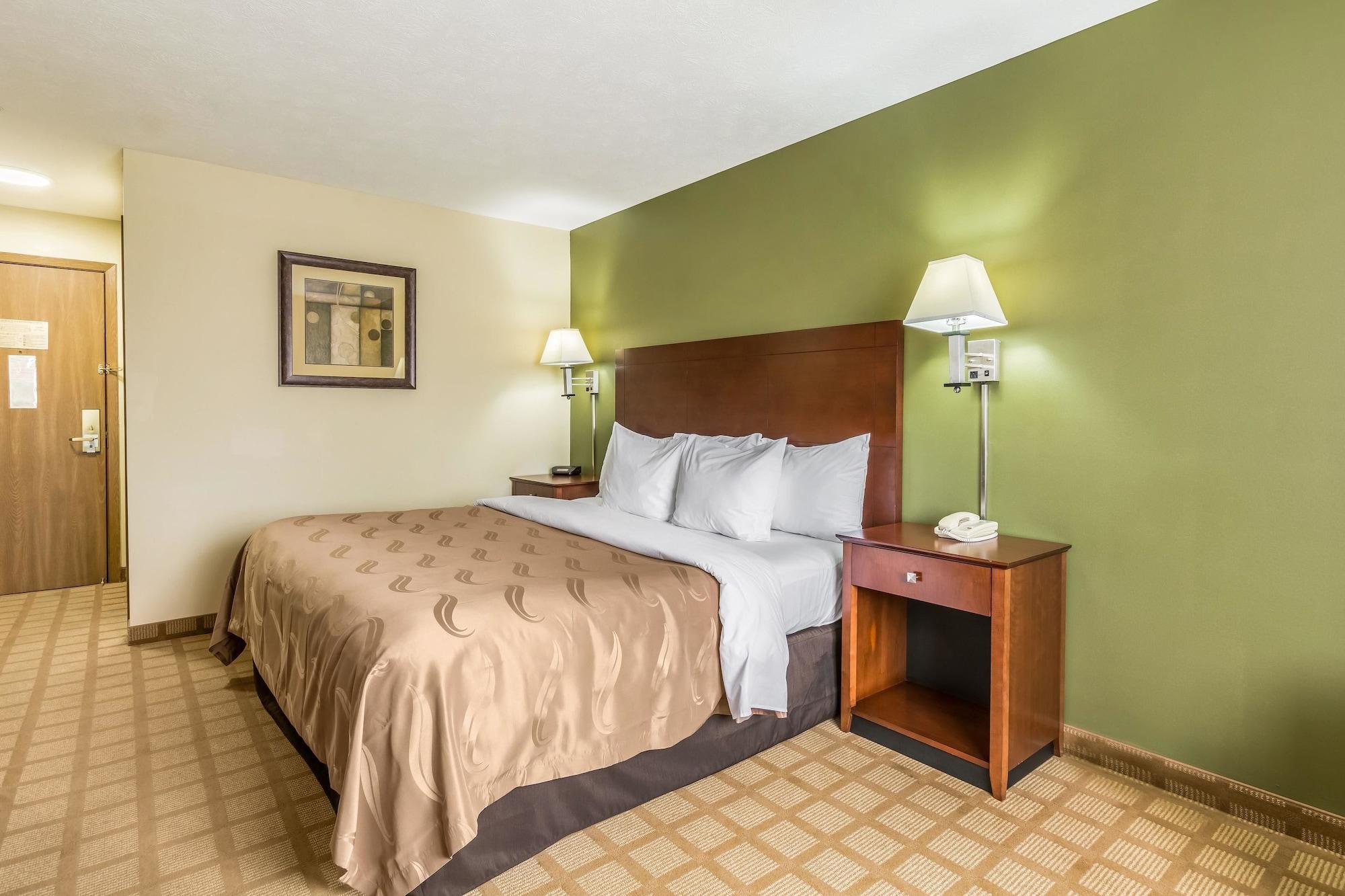 Quality Inn I-74 Batesville Bagian luar foto