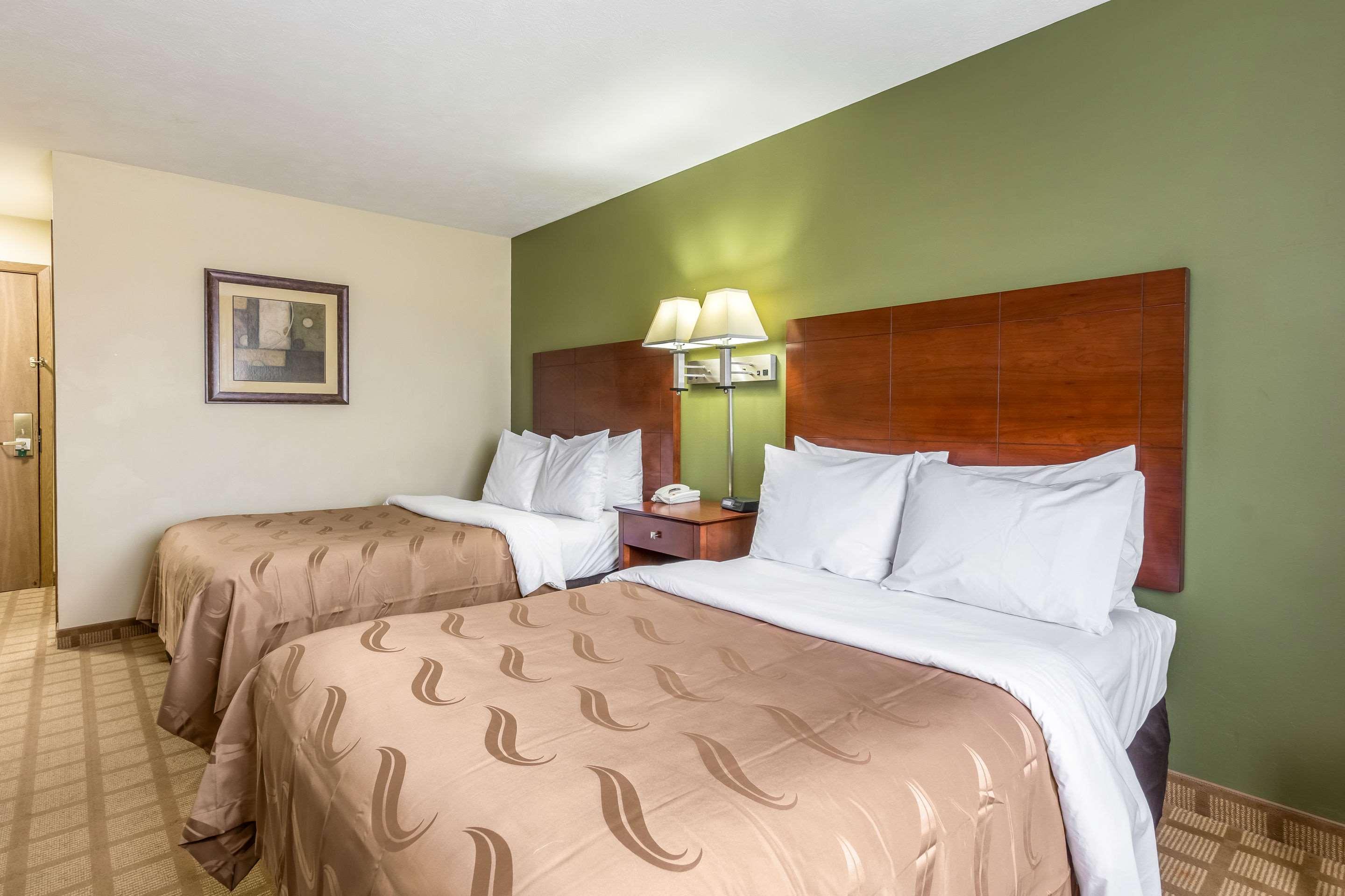 Quality Inn I-74 Batesville Bagian luar foto