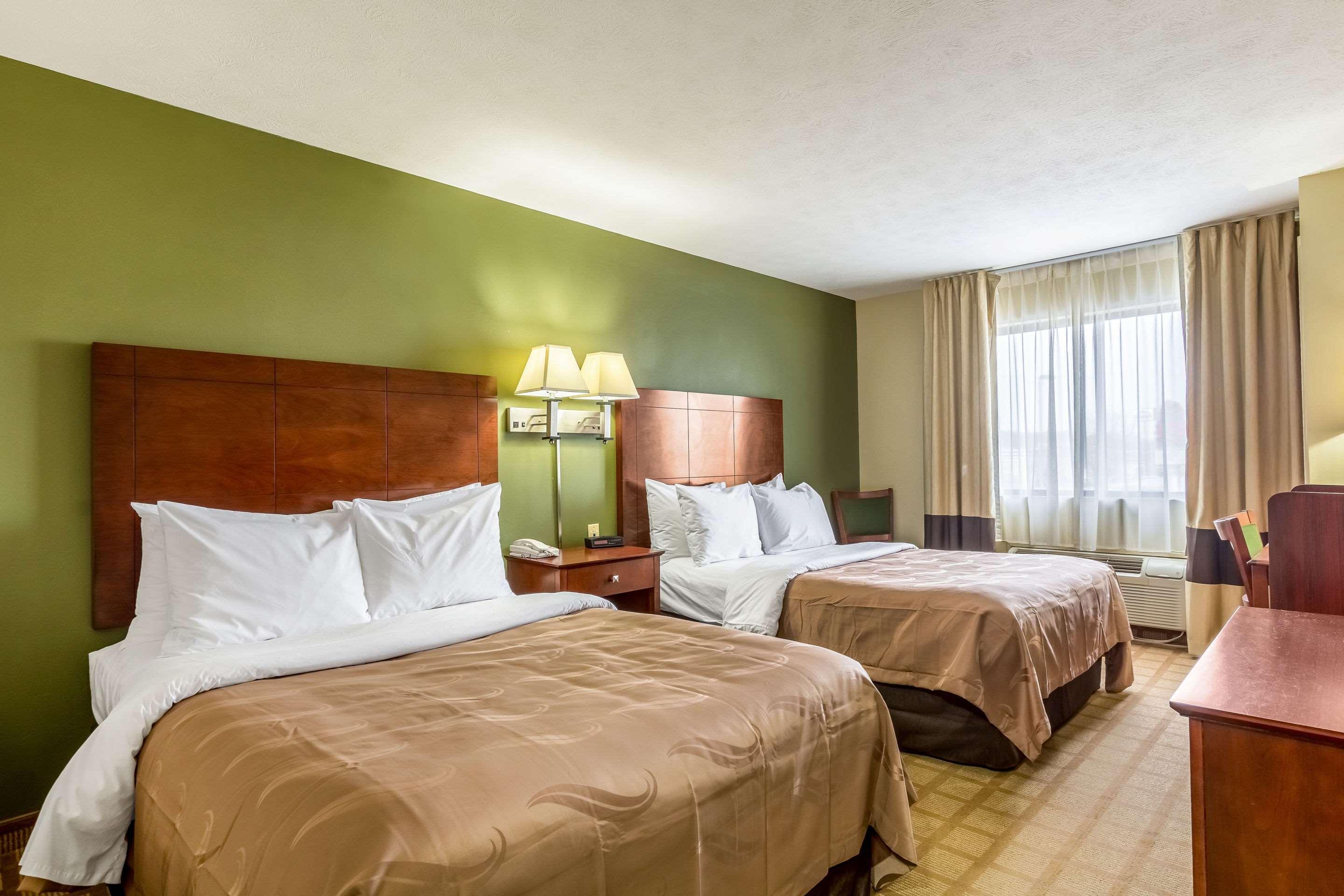 Quality Inn I-74 Batesville Bagian luar foto
