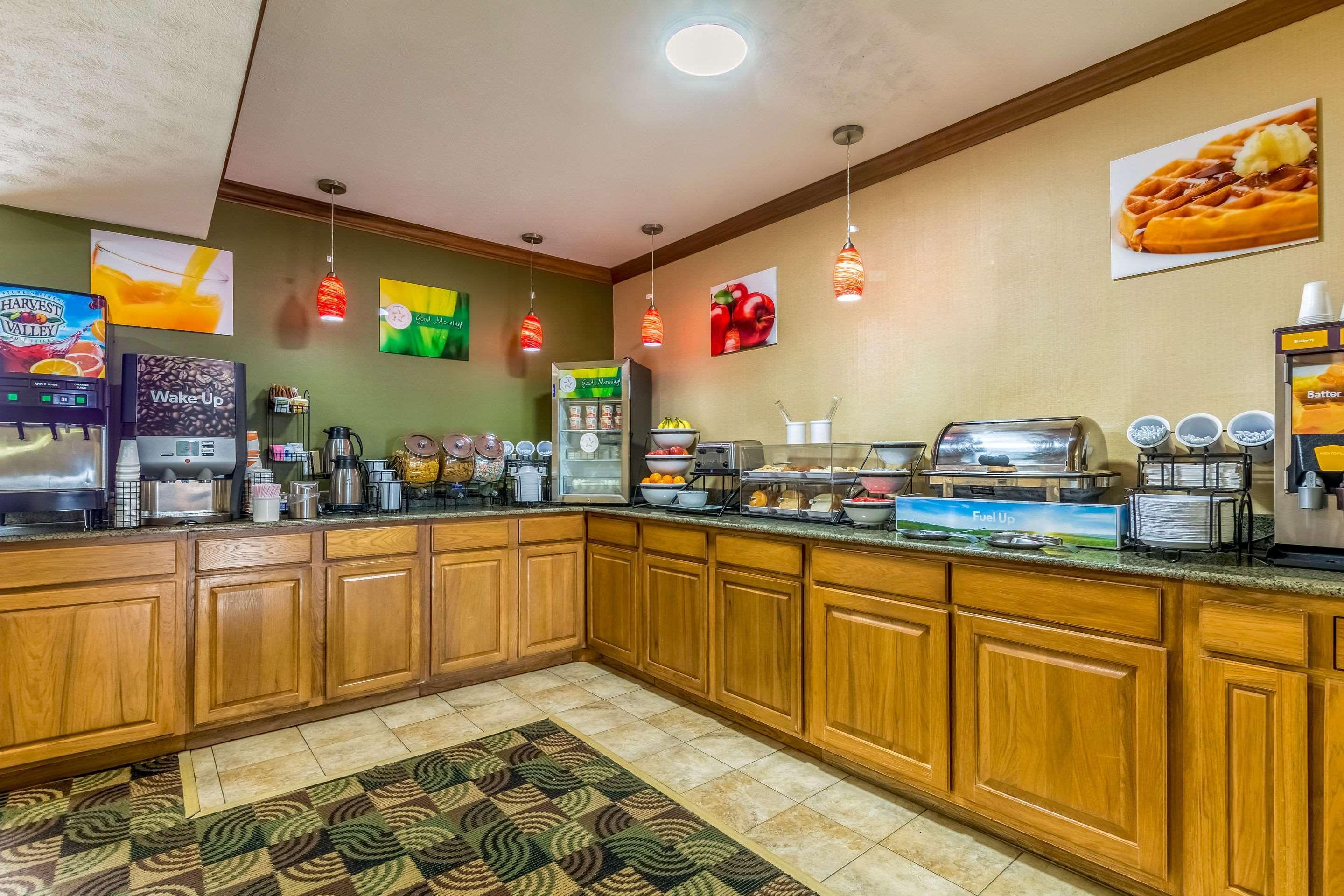 Quality Inn I-74 Batesville Bagian luar foto