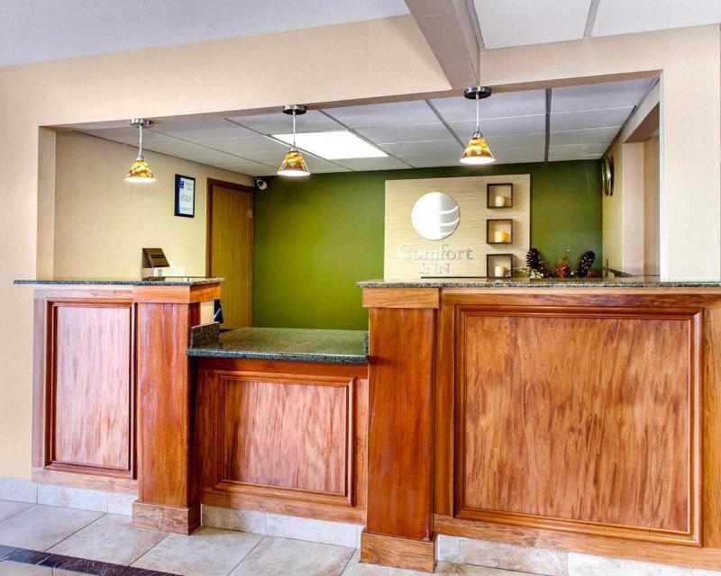 Quality Inn I-74 Batesville Bagian luar foto
