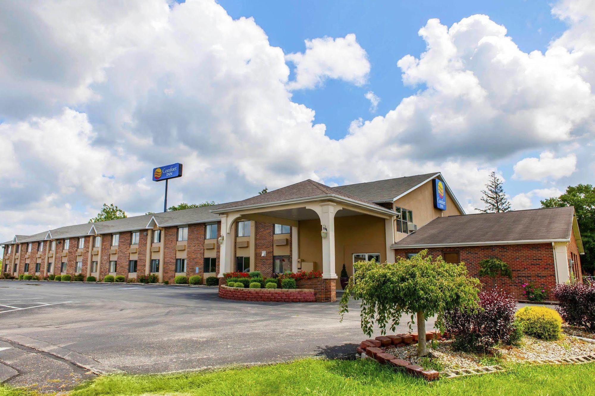 Quality Inn I-74 Batesville Bagian luar foto